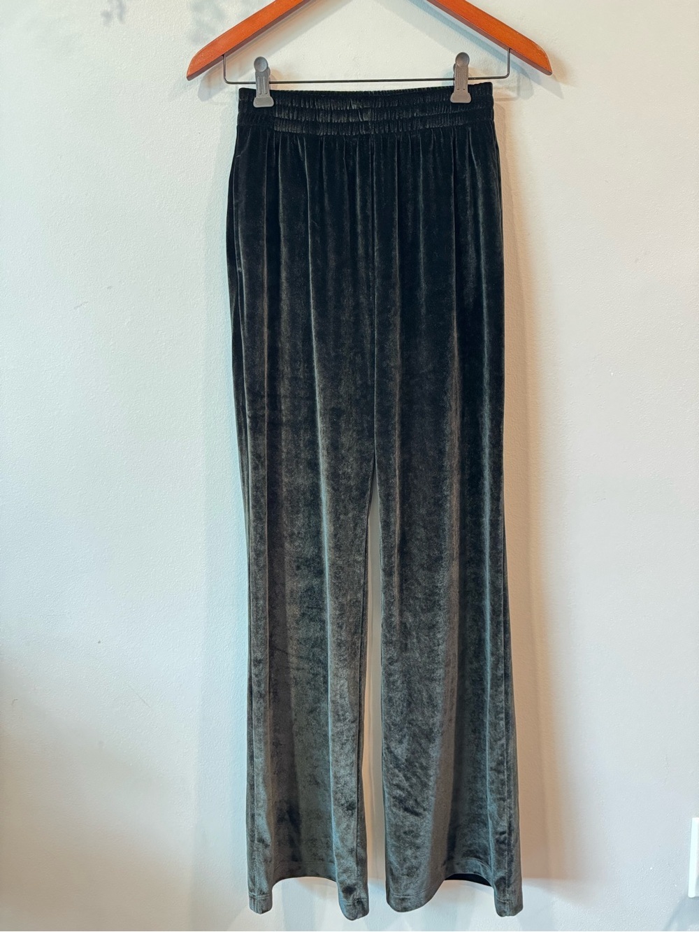PINK Victoria's Secret Olive Green Velvet Track Pants Sz Xs